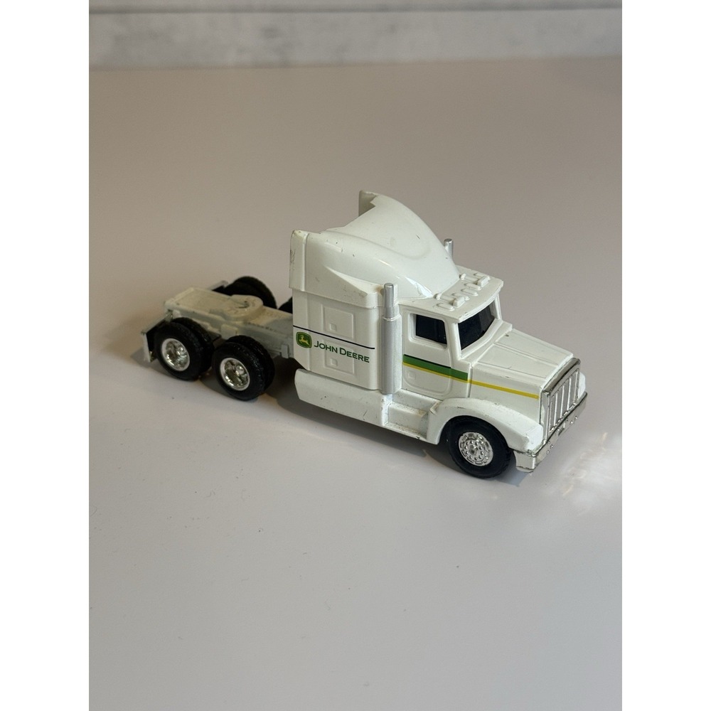 John Deere White Semi Truck Cab Diecast Toy Collectible No Trailer 1:64
